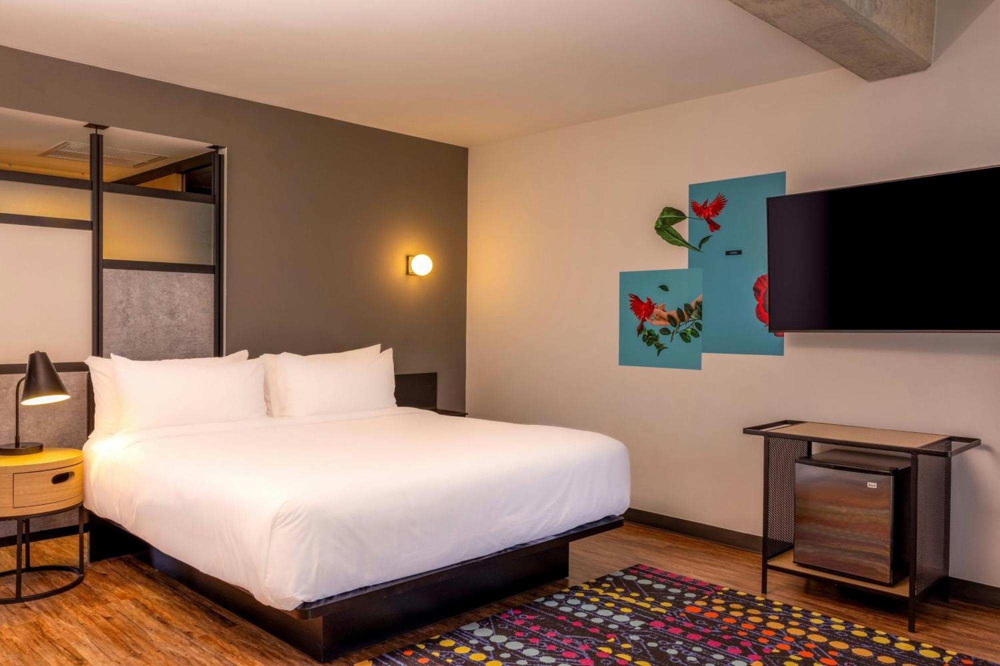 Отель Aloft Guadalajara Sur Санта-Анита Экстерьер фото